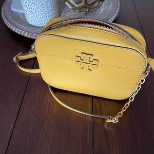 Tory Burch McGraw camera bag